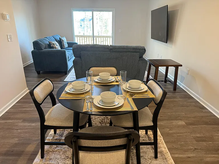 4153 Trevino Dr — Photo 31