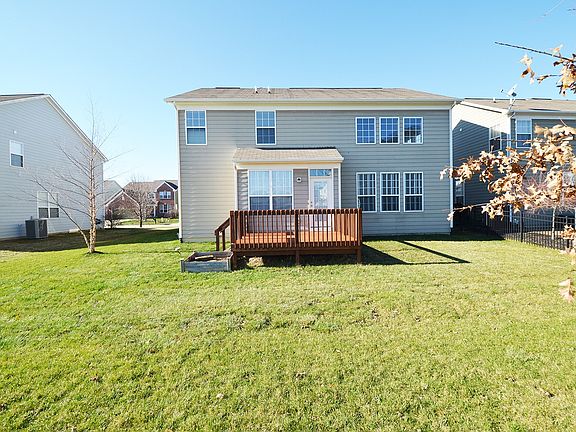 3rd image of 13755 Stanford Dr