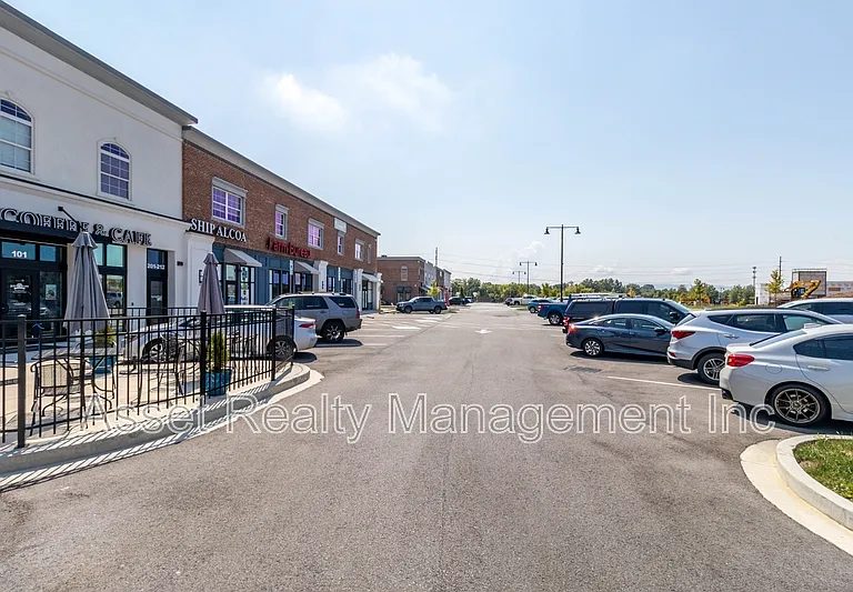 1120 Franck St #206 — Photo 5