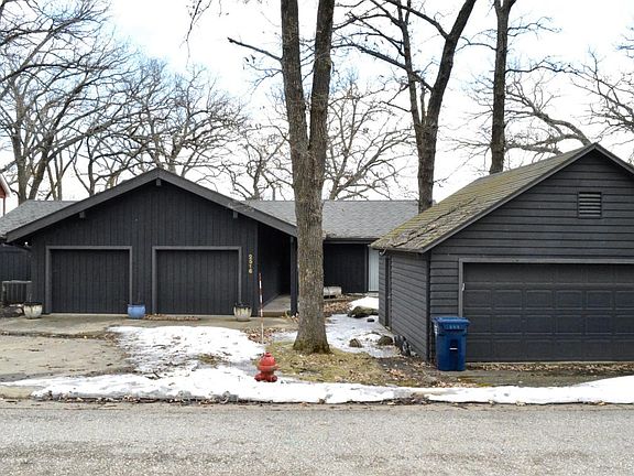 3rd image of 2516 Lakeside Ave