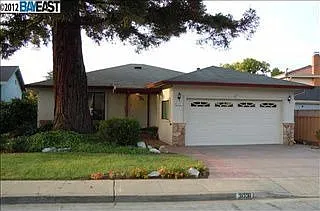 3031 Carleen Dr photo 1
