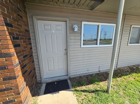 3221 Air Base Rd, Newport, AR 72112