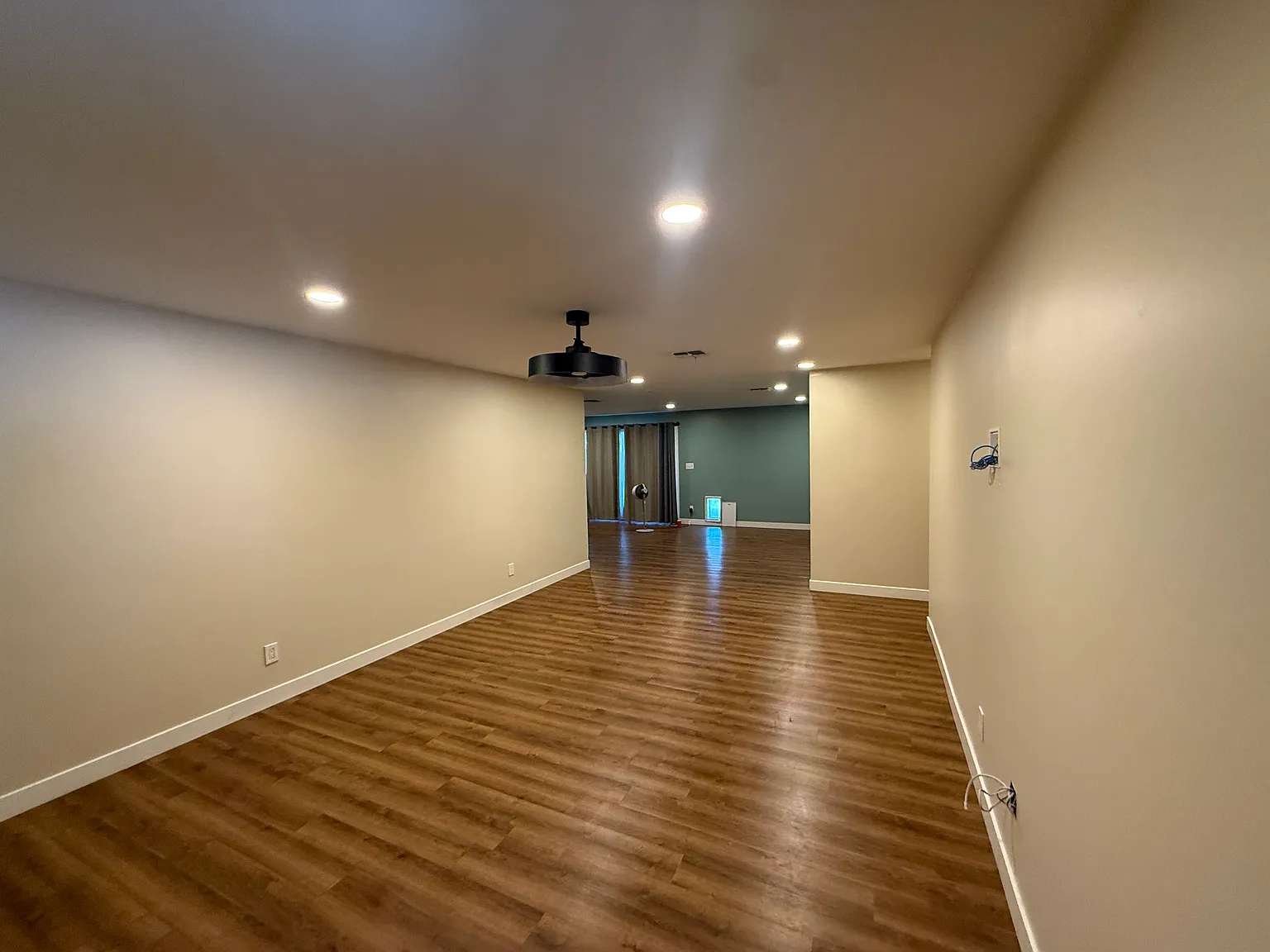 3 bed, 1700 sqft, $3,400 — Photo 2