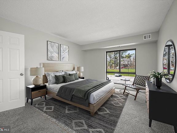 4th image of 5901 Tamar Dr #9-S9