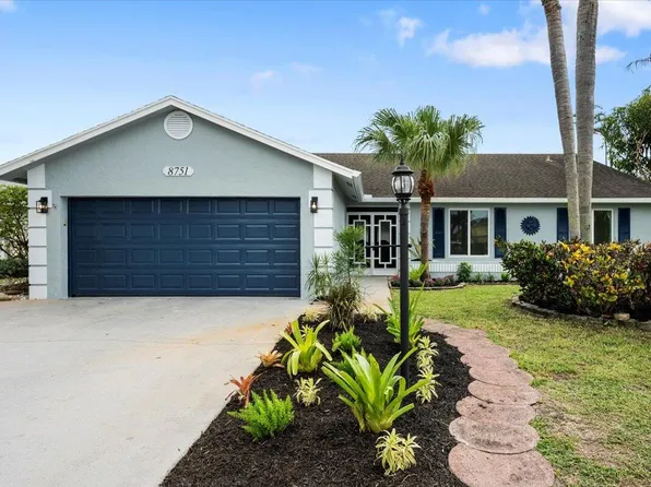 8751 Sand Lake Court, Lake Worth, FL 33467