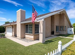10061 Cozycroft Ave, Chatsworth, CA 91311
