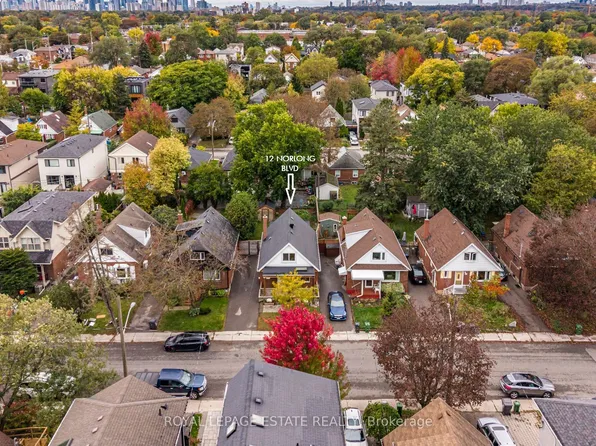 12 Norlong Blvd, Toronto, ON M4C 3W6