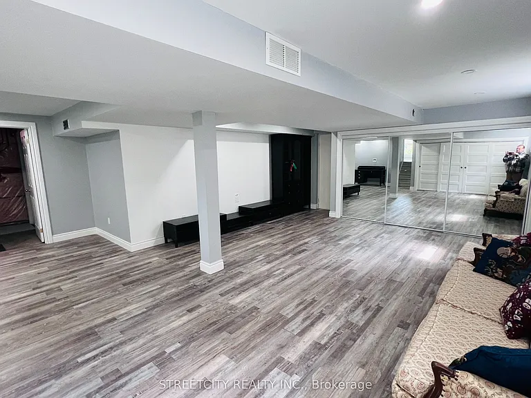1279 Aldersbrook Rd — Photo 33