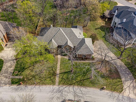 5th image of 5034 S Glenhaven Avenue