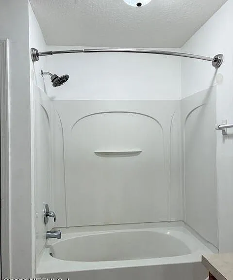 2135 Ashland St — Photo 17