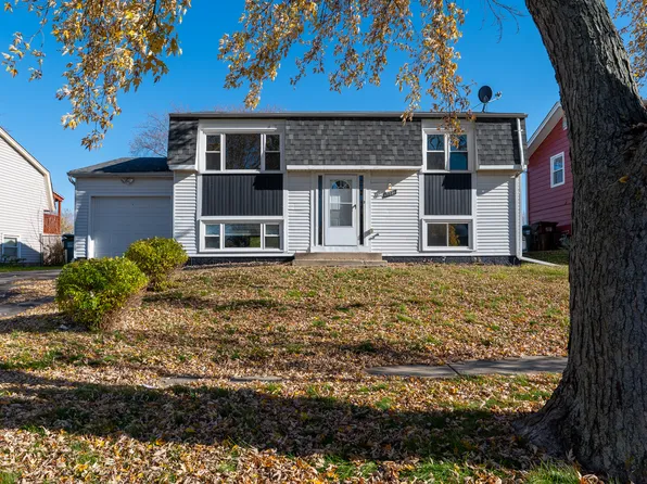 17721 Arlington Dr, Country Club Hills, IL 60478