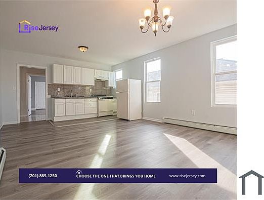 3rd image of 114 S 14th St #3R