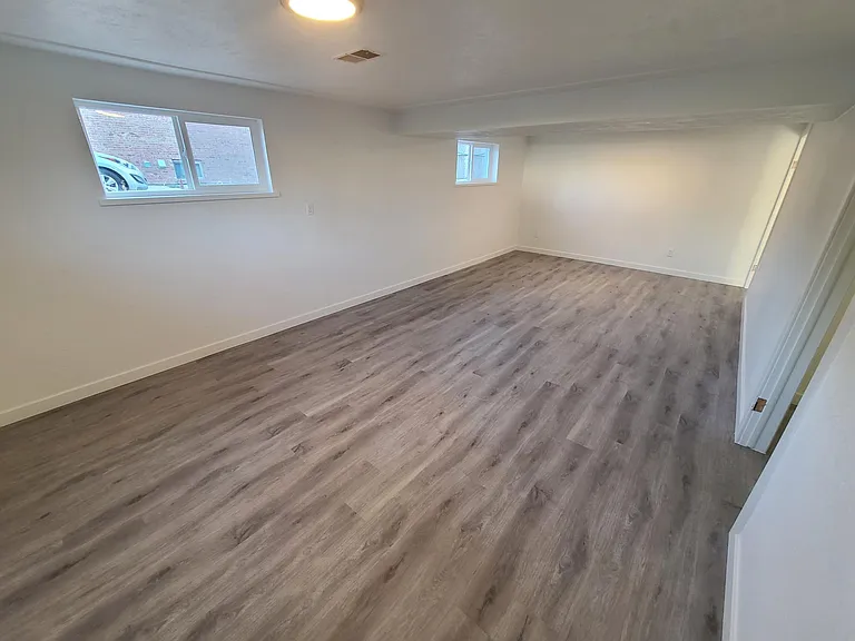 4673 Everett Ct — Photo 9
