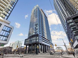 19 Western Battery Rd #2707, Toronto, ON M6K0E3