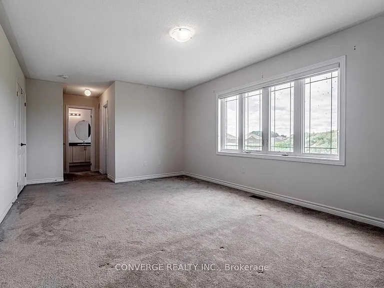 30 McCaskell St — Photo 10