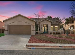 680 Canyon Point Rd, Las Cruces, NM 88011