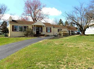 1158 Roths Church Rd, Spring Grove, PA 17362