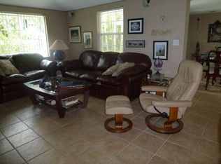 25 Michiana Dr, Palmetto, FL 34221