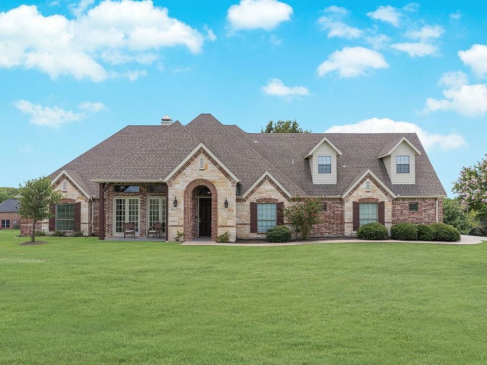 111 Whispering Winds Dr, Gunter, TX 75058 MLS 20386304 Zillow