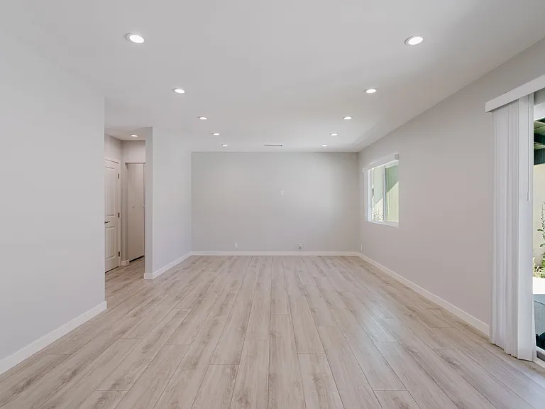 14151 Gager St — Photo 9