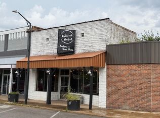 122 W 1st St, Mountain View, MO 65548