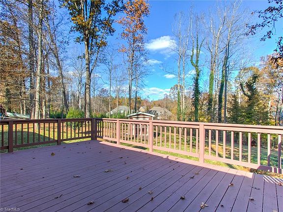 4th image of 3003 Charolais Dr