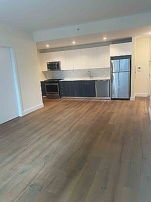 3rd image of 25-21 43rd Ave #502