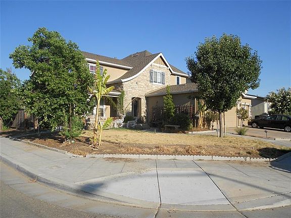 3rd image of 2259 S Adrian Ave