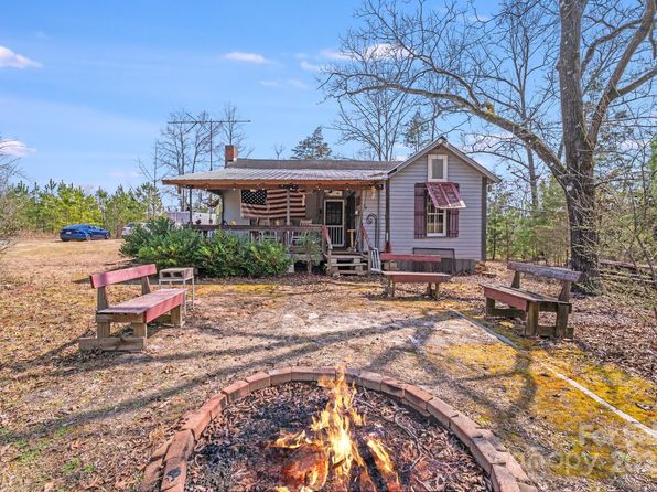 1207 Ashford Rd, Chester, SC 29706