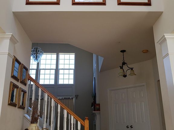 5th image of 7720 Raynor Rd