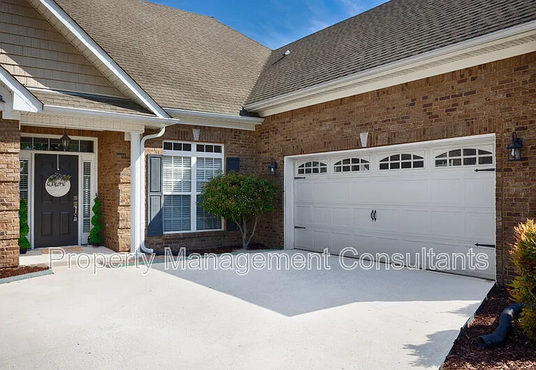 108 Blackwood Dr NW — Photo 3