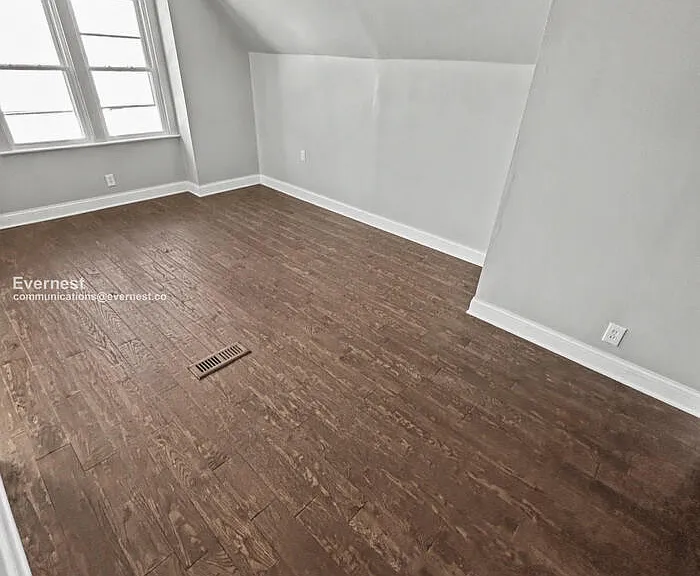 6936 Melrose Ave — Photo 15