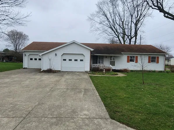 1300 Woodrow Ave, Bucyrus, OH 44820