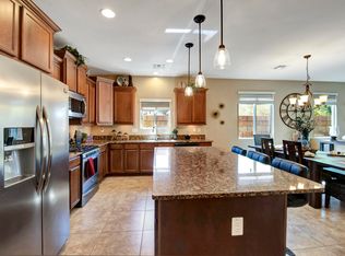 6640 W Saguaro Park Ln, Glendale, AZ 85310