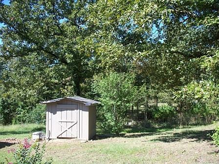 2nd image of 1374 County Road 1723