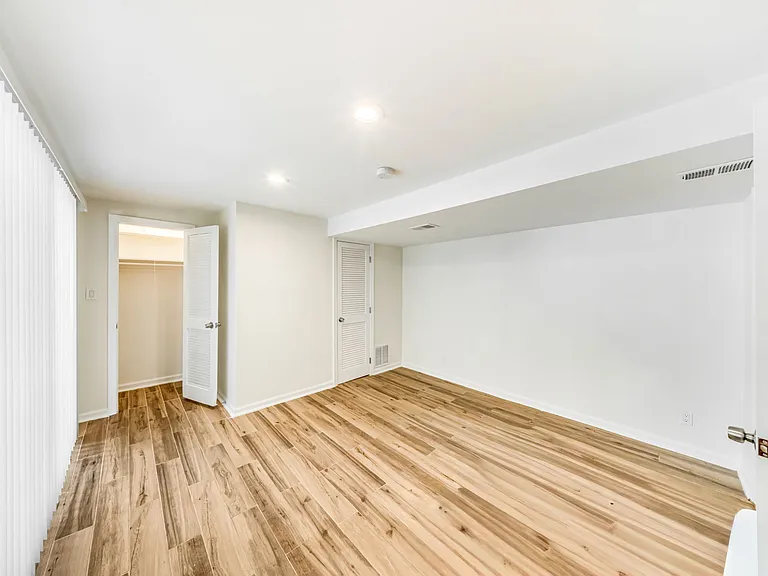 2933 Arizona Ave NW — Photo 29
