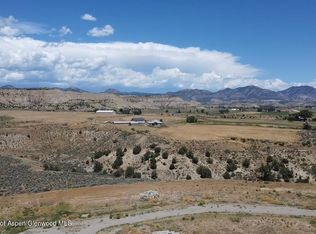 1835 Crockett Cir, Rifle, CO 81650