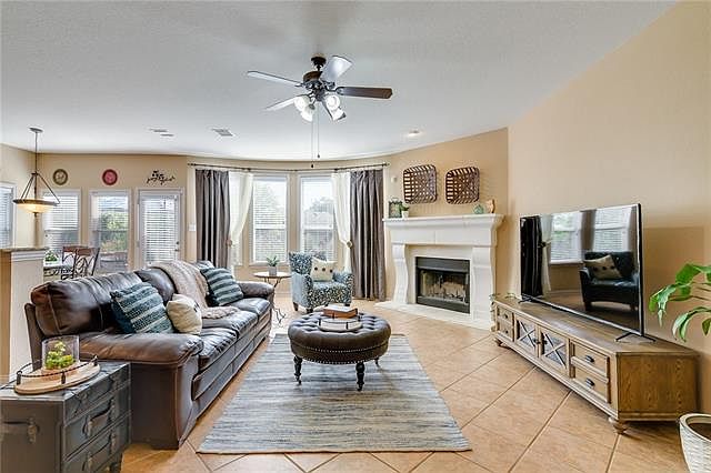 1st image of 2115 Bindon Dr