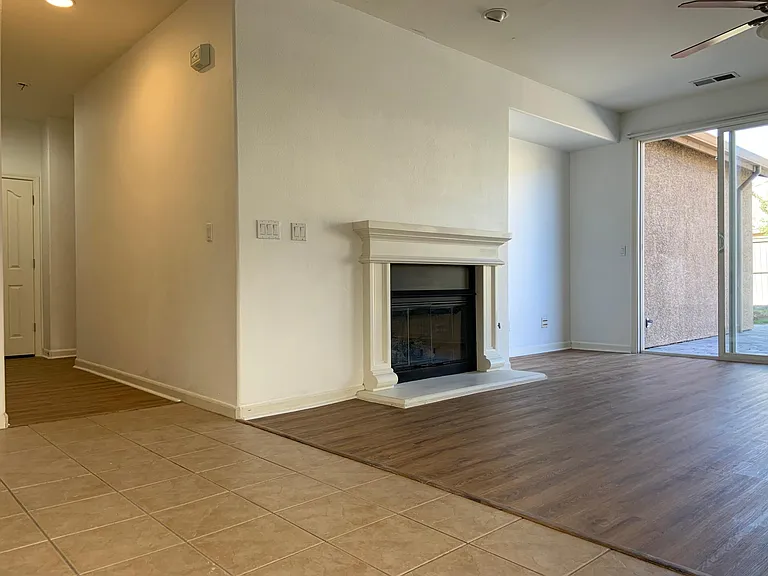 451 Miesque Ct — Photo 7