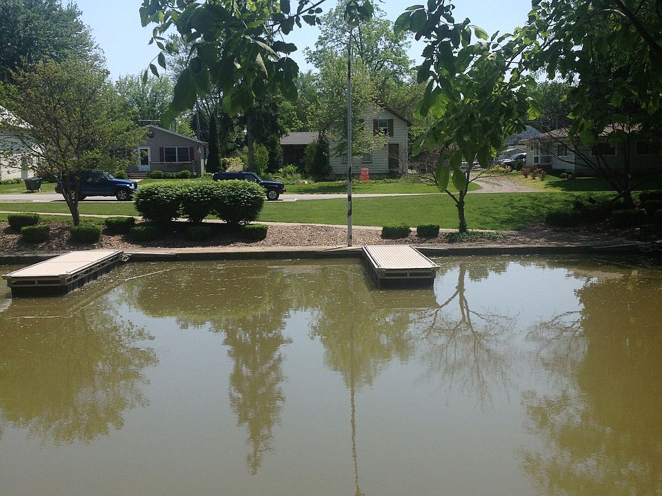 2nd image of 24351front Street