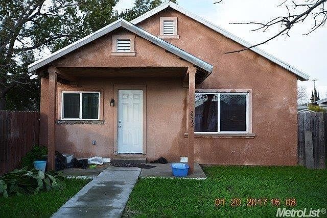 2nd image of 2733 Wah Ave