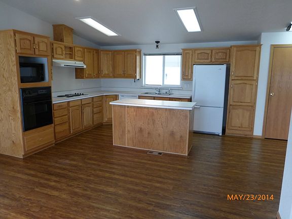 4th image of 3273 Westshore Dr NE