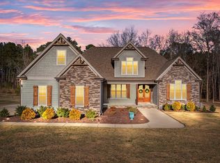 1509 Sweetwater Ln, Raleigh, NC 27610