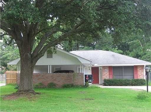 2nd image of 605 Joe Farris Dr