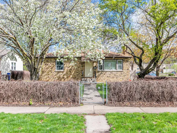 1703 Field Ave, Saint Paul, MN 55116