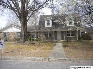 2209 Bel Aire Dr SW, Hartselle, AL 35640