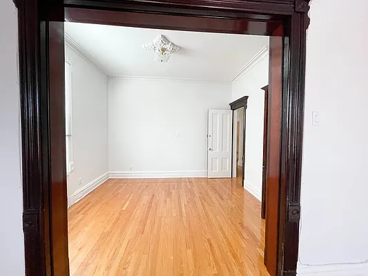 Rented by Ulas Real Estates Inc | media 19