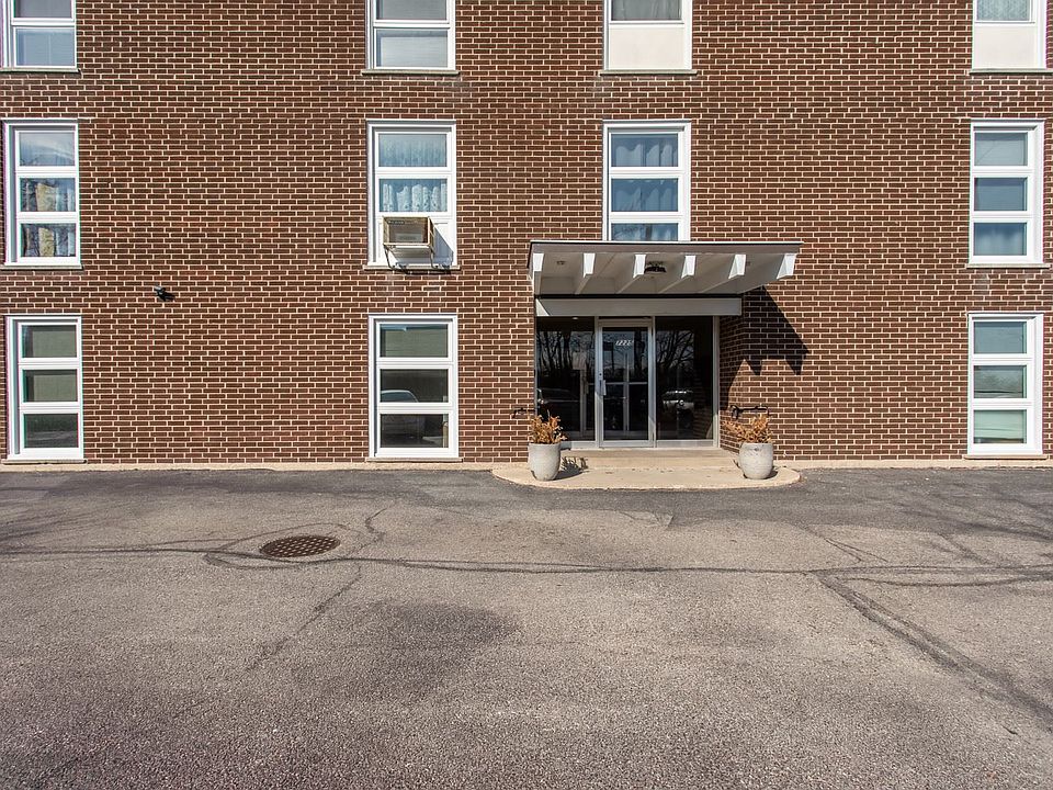 1st image of 7225 W Higgins Ave Unit 304