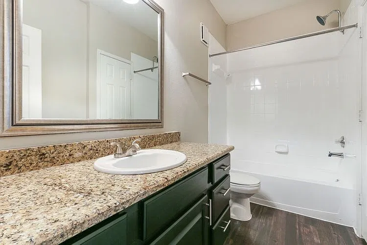 1 bed, 1.0 bath, 650 sqft, $1,175 — Photo 4