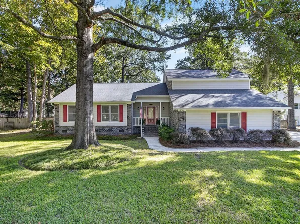 601 Essex Dr, Summerville, SC 29485